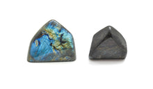 Load image into Gallery viewer, Labradorite Freeform