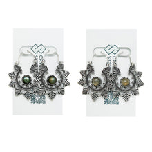 Load image into Gallery viewer, Leaf Border Earrings