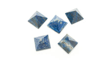 Load image into Gallery viewer, Crystal Pyramids