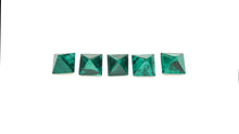 Load image into Gallery viewer, Malachite Pyramids
