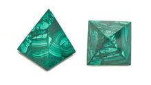 Load image into Gallery viewer, Malachite Pyramids

